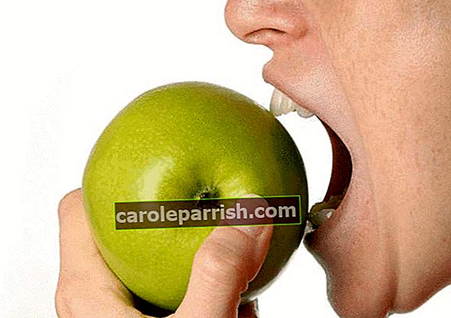 Mund-zu-Mund-beißen-einen-Apfel-zu-Zahn