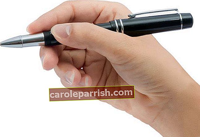 革のペンの染みをきれいにする方法