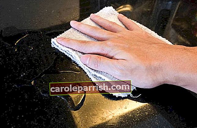 hur man rengör en fläck från marmor