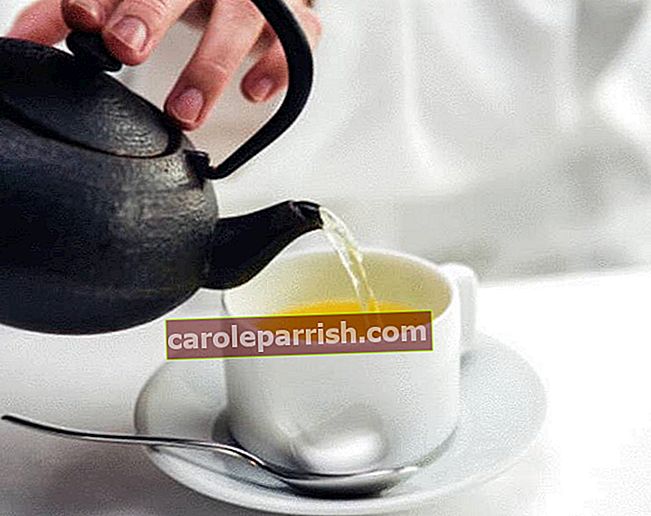 お茶の染みをきれいにする方法